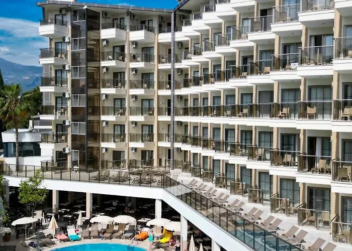 Monte Carlo Hotel